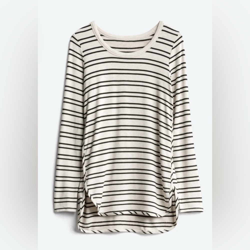 MARKET & SPRUCE
Zansia Curved Hem French Terry Knit Top